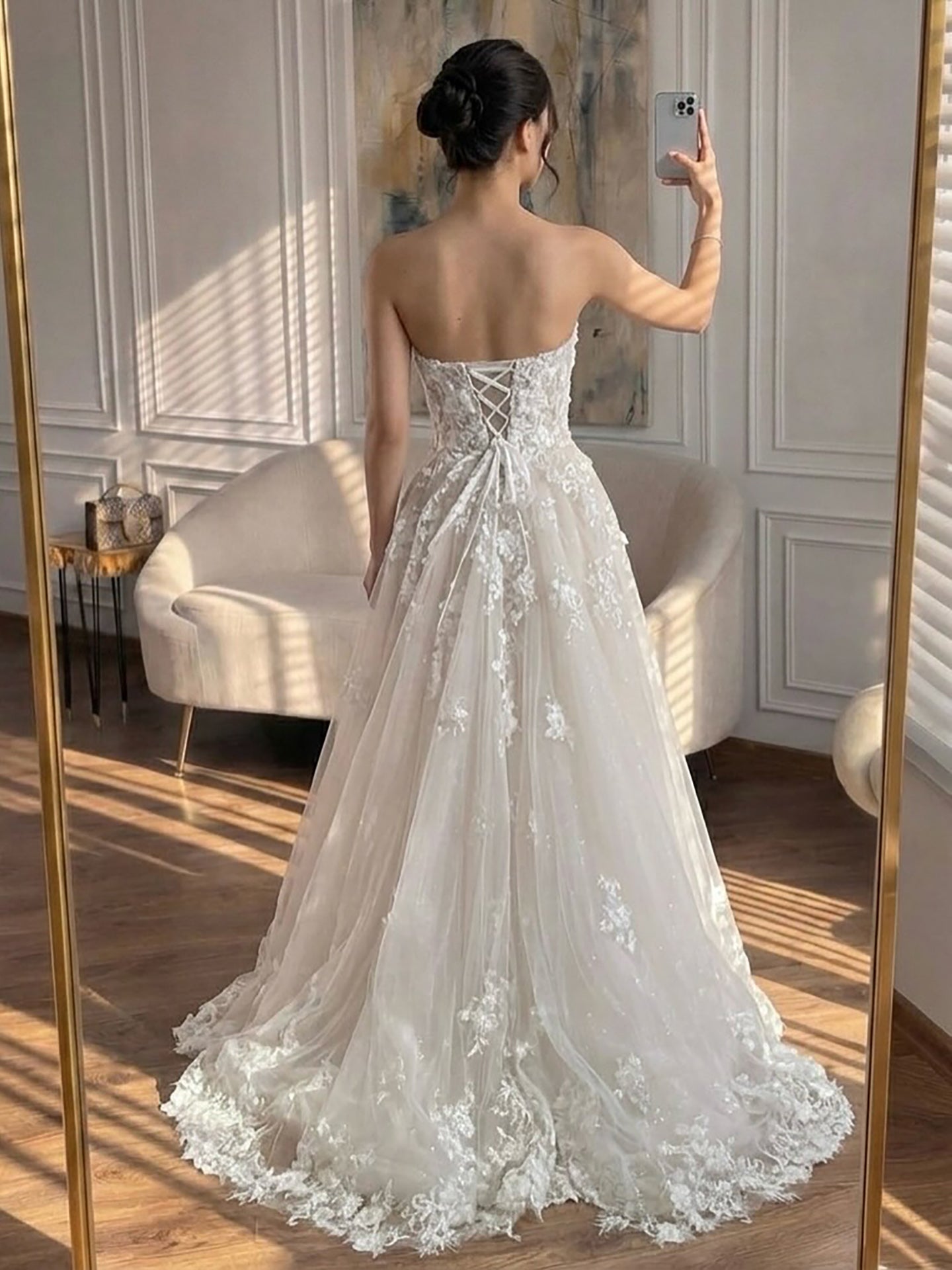 Luxury White Lace Strapless 3D Floral Pearl A-Line Wedding Dress HA2542