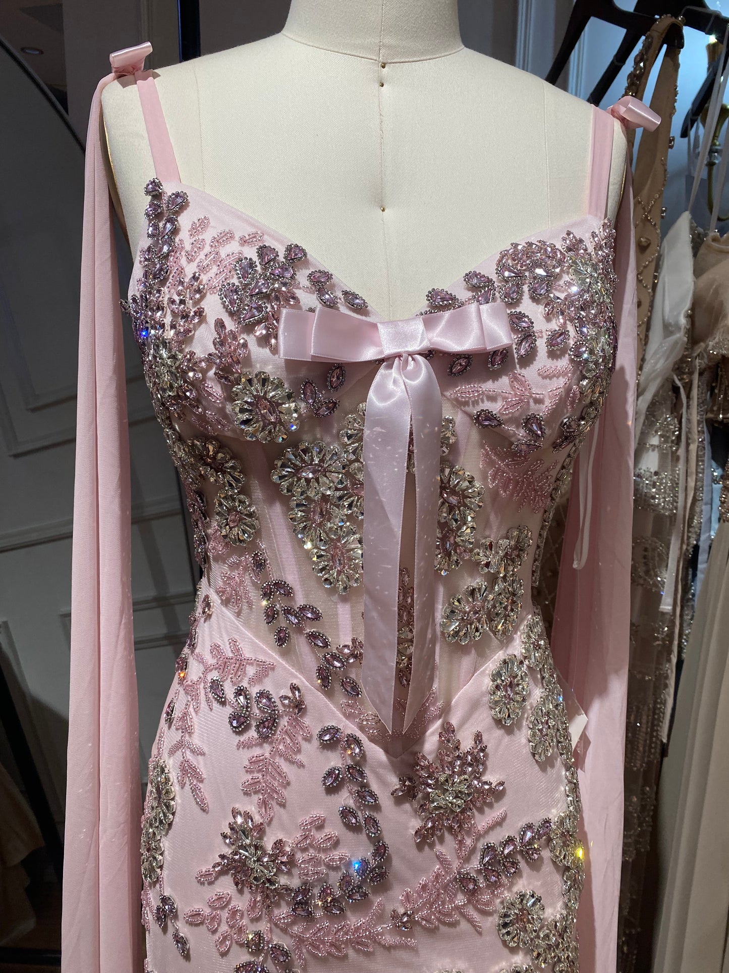Pink Sweetheart Beaded Mermaid Evening Dress with Bow Decoration LA73714