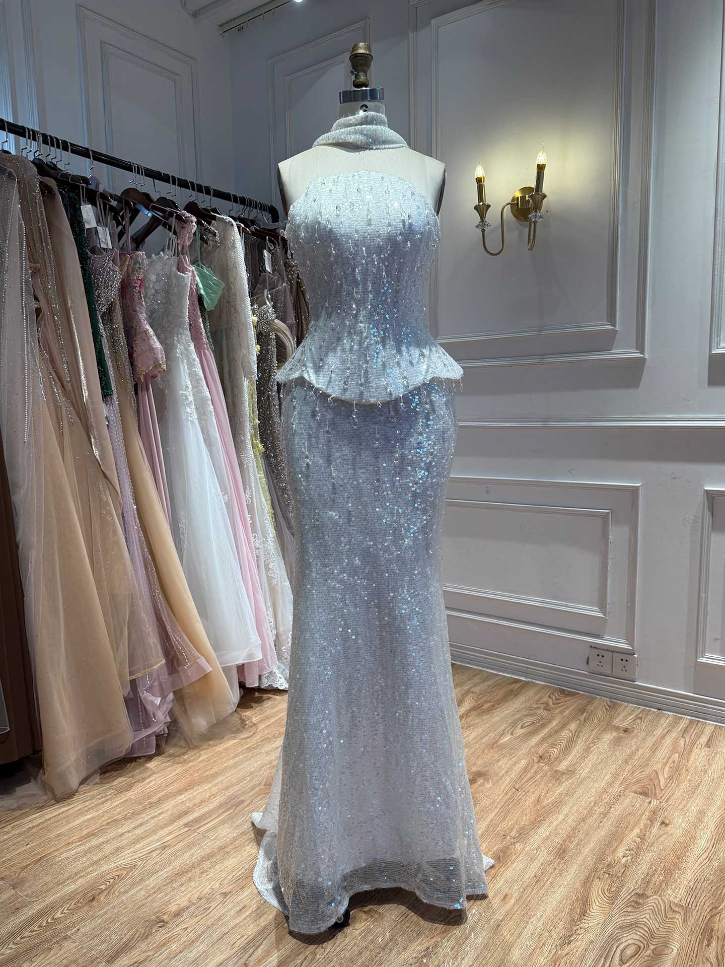 Luxury Champagne Strapless Beaded Mermaid Evening Dress With Scarf LA73488