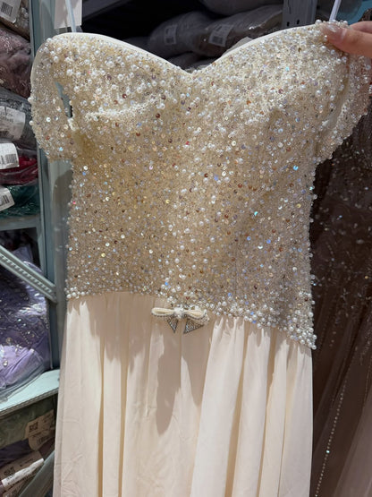 Luxury Beige Pearls Beaded Cap Sleeves A-Line Evening Dress LA73893