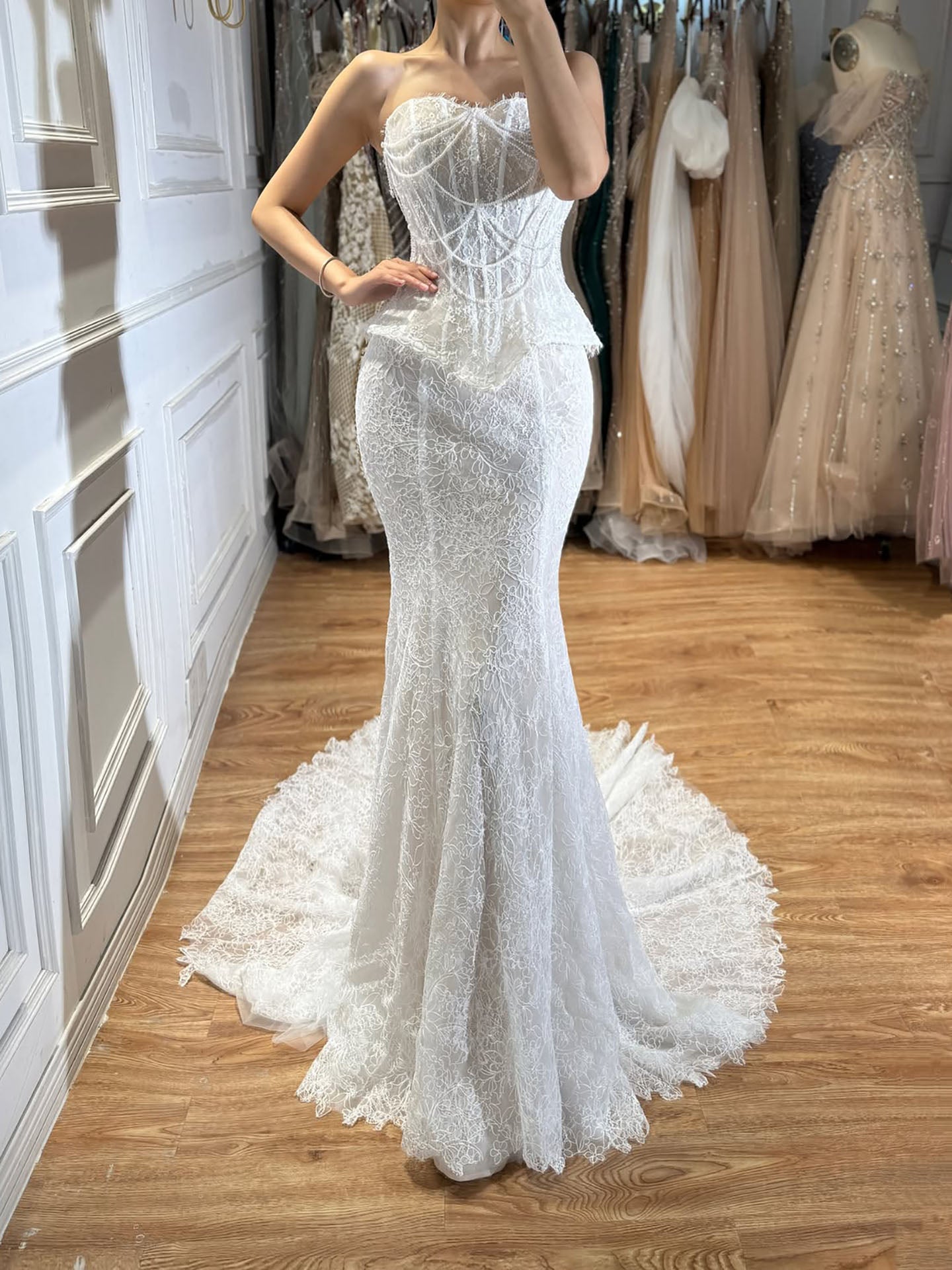 Luxury White Pearls Lace Beaded Mermaid Evening Dress LA73899